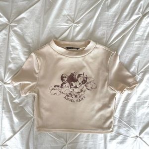 angle bby shein baby tee!! 🤎